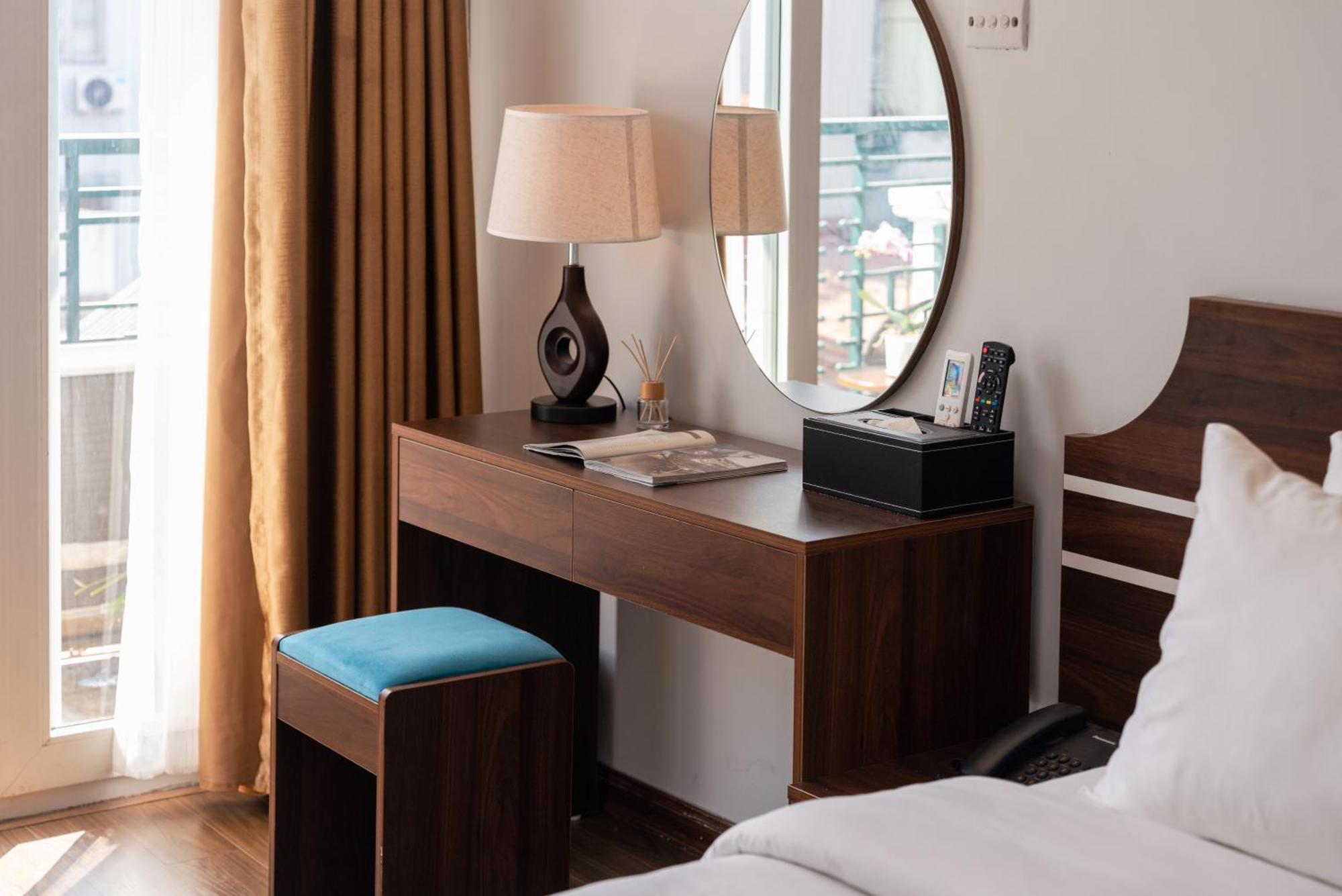 Astoria Hanoi Hotel & Travel Exterior photo